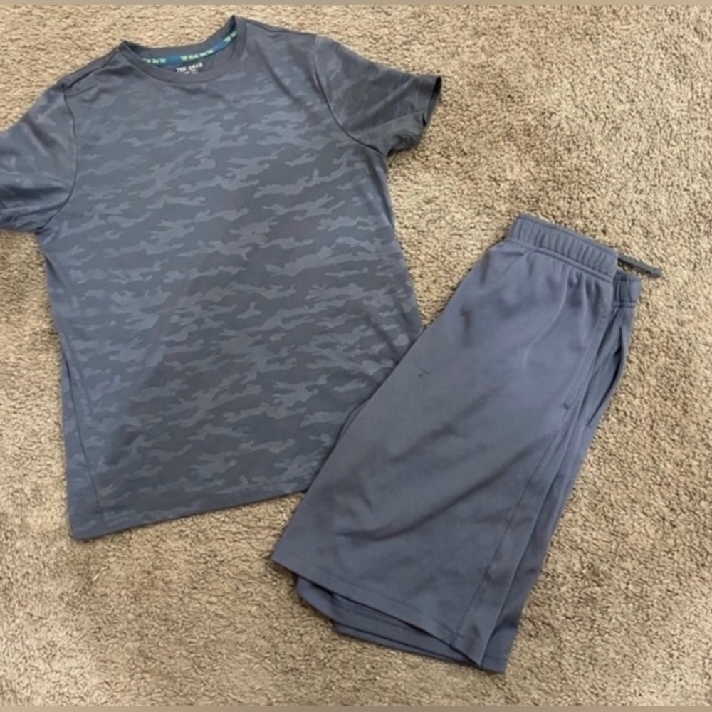 Boys Tek Gear Activewear set size large 14/16 Grey/Camo